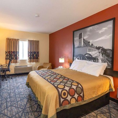 ซูเปอร์ 8 บาย วินด์แฮม บิ๊ก แรพิดส์ Motel บิกแรพิดส์ ภายนอก รูปภาพ