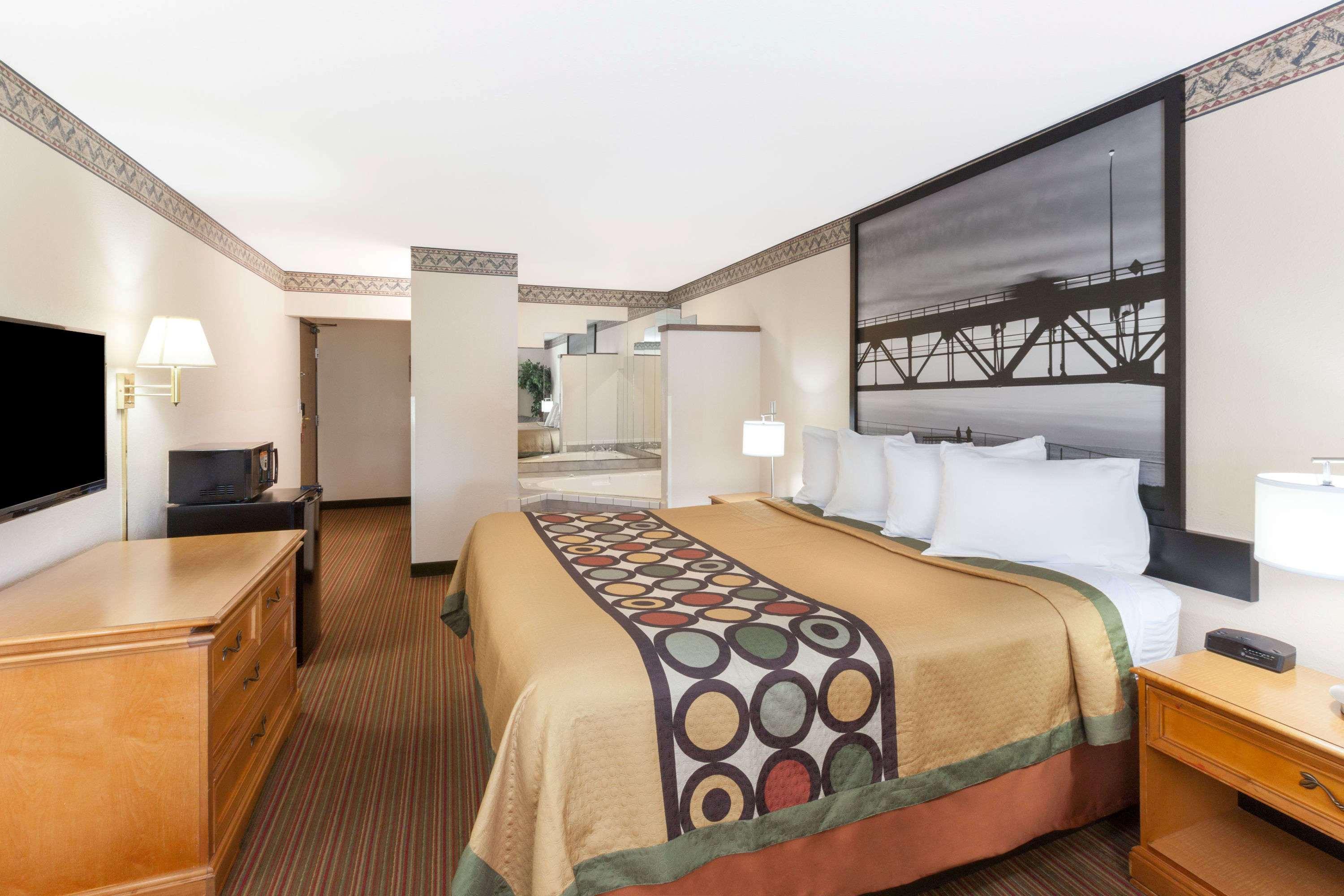 ซูเปอร์ 8 บาย วินด์แฮม บิ๊ก แรพิดส์ Motel บิกแรพิดส์ ภายนอก รูปภาพ