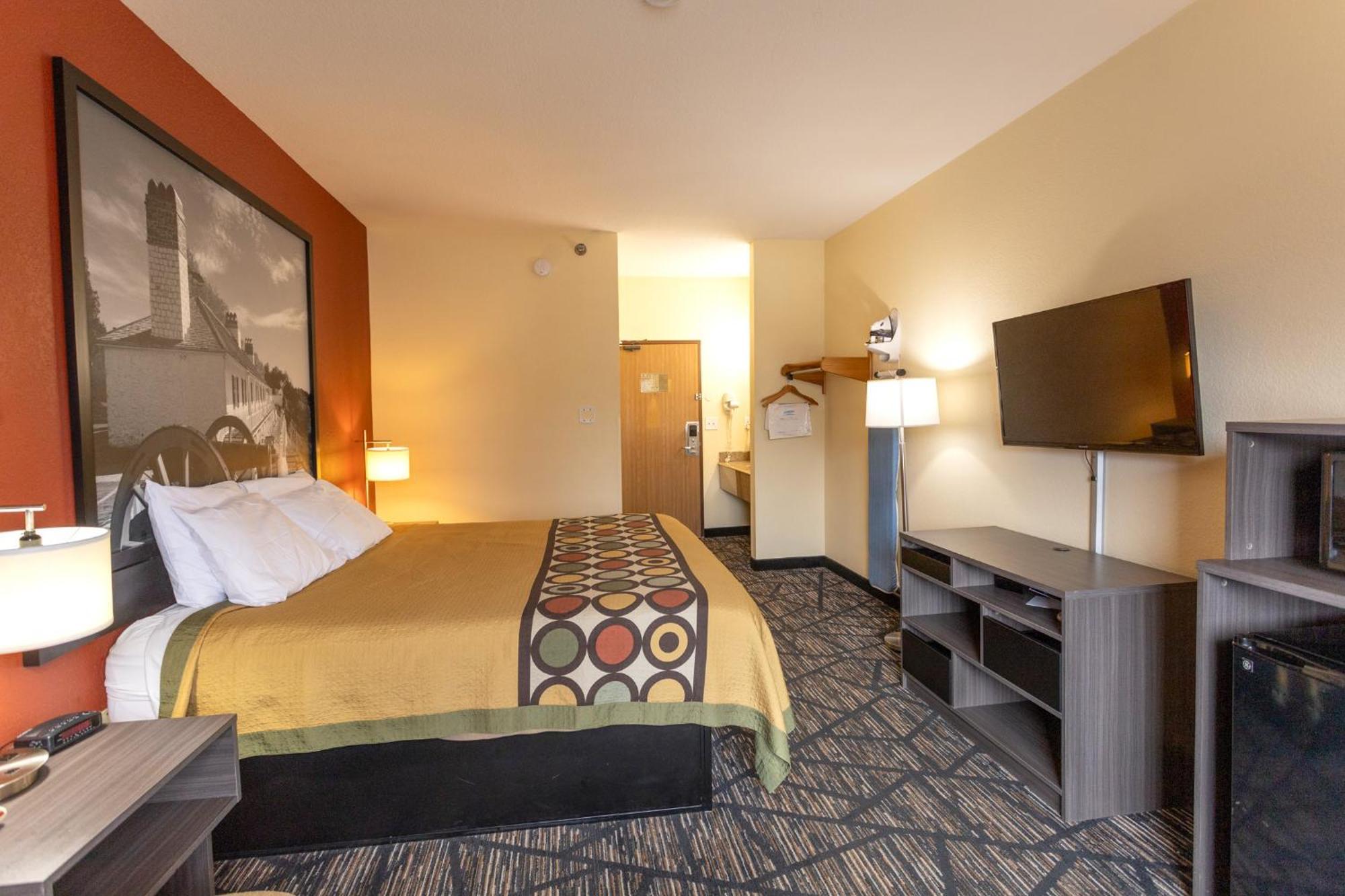 ซูเปอร์ 8 บาย วินด์แฮม บิ๊ก แรพิดส์ Motel บิกแรพิดส์ ภายนอก รูปภาพ
